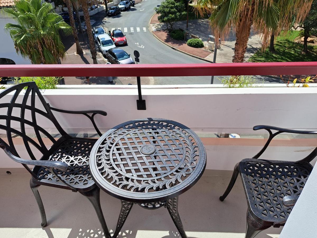 Superbe Appartement T3 Au Centre Plage .Parking Андай Экстерьер фото